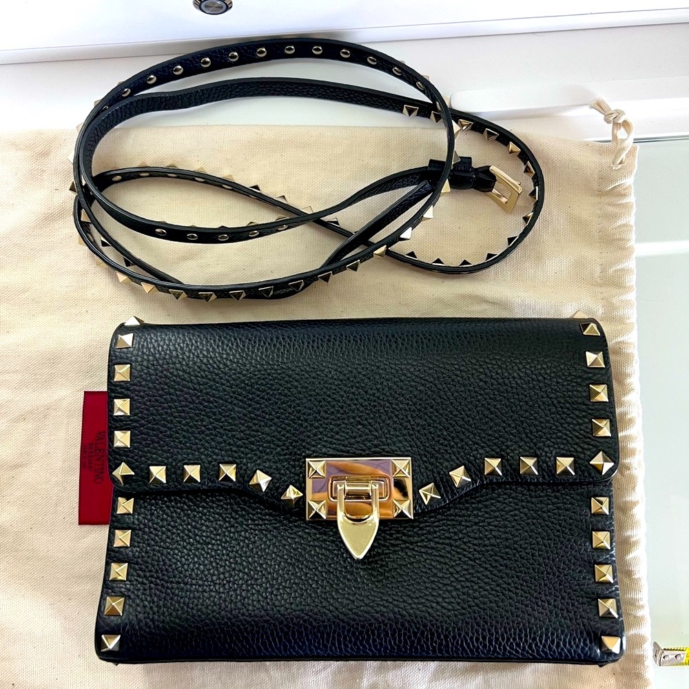 Valentino Rockstud Crossbody bag black